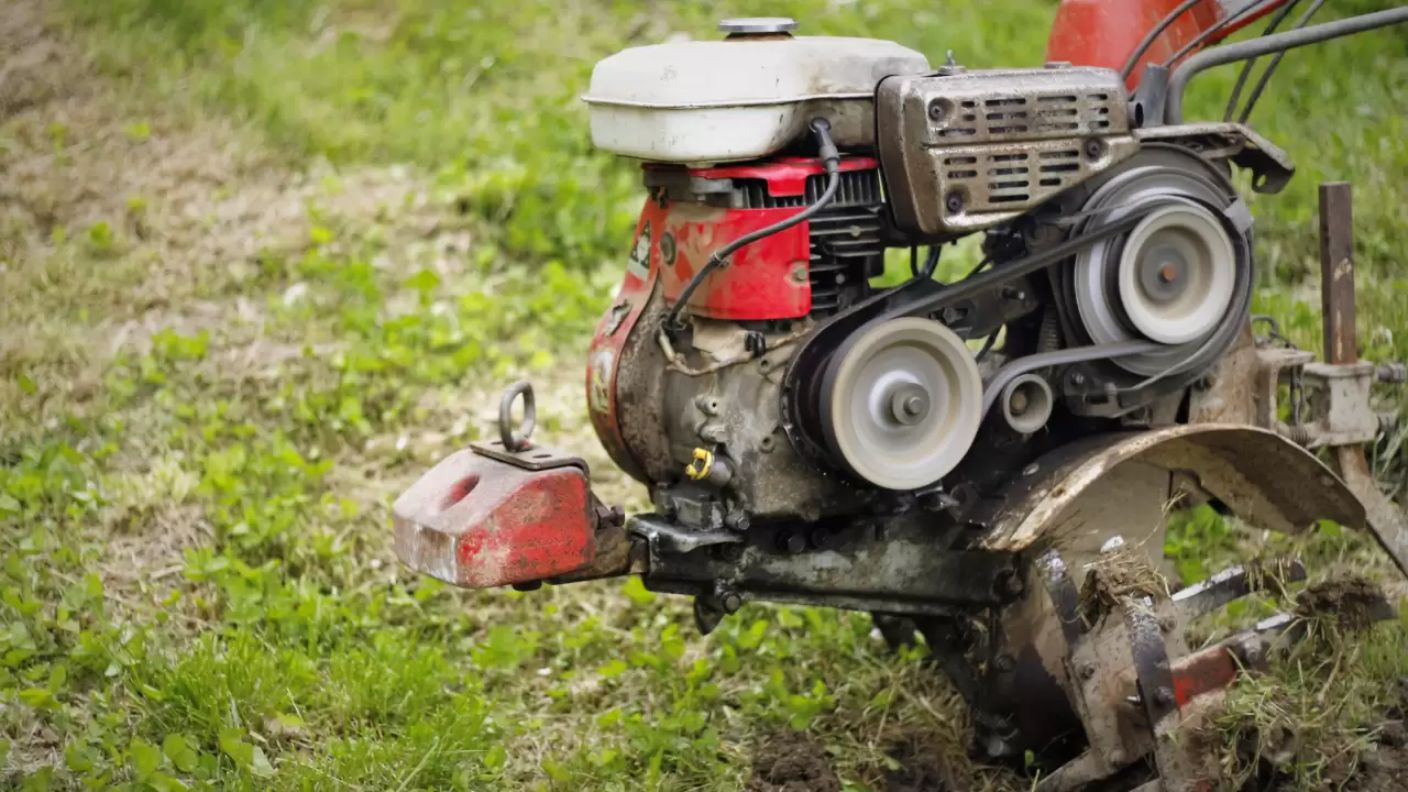 How to use a stump grinder?